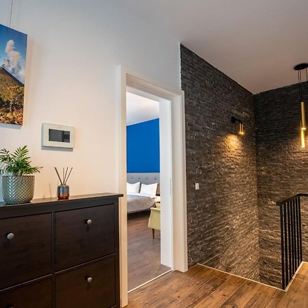 E-House Apartment Brasov Noua Esterno foto
